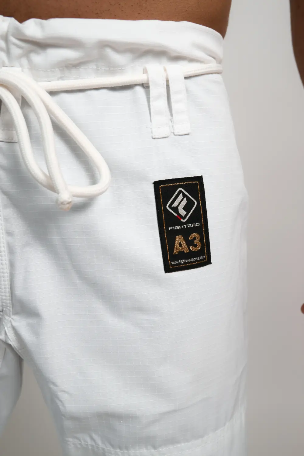 BJJ Gi - Combat V1 white